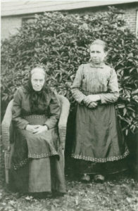 Ane Marie Mikkelsen og datter Mariane.