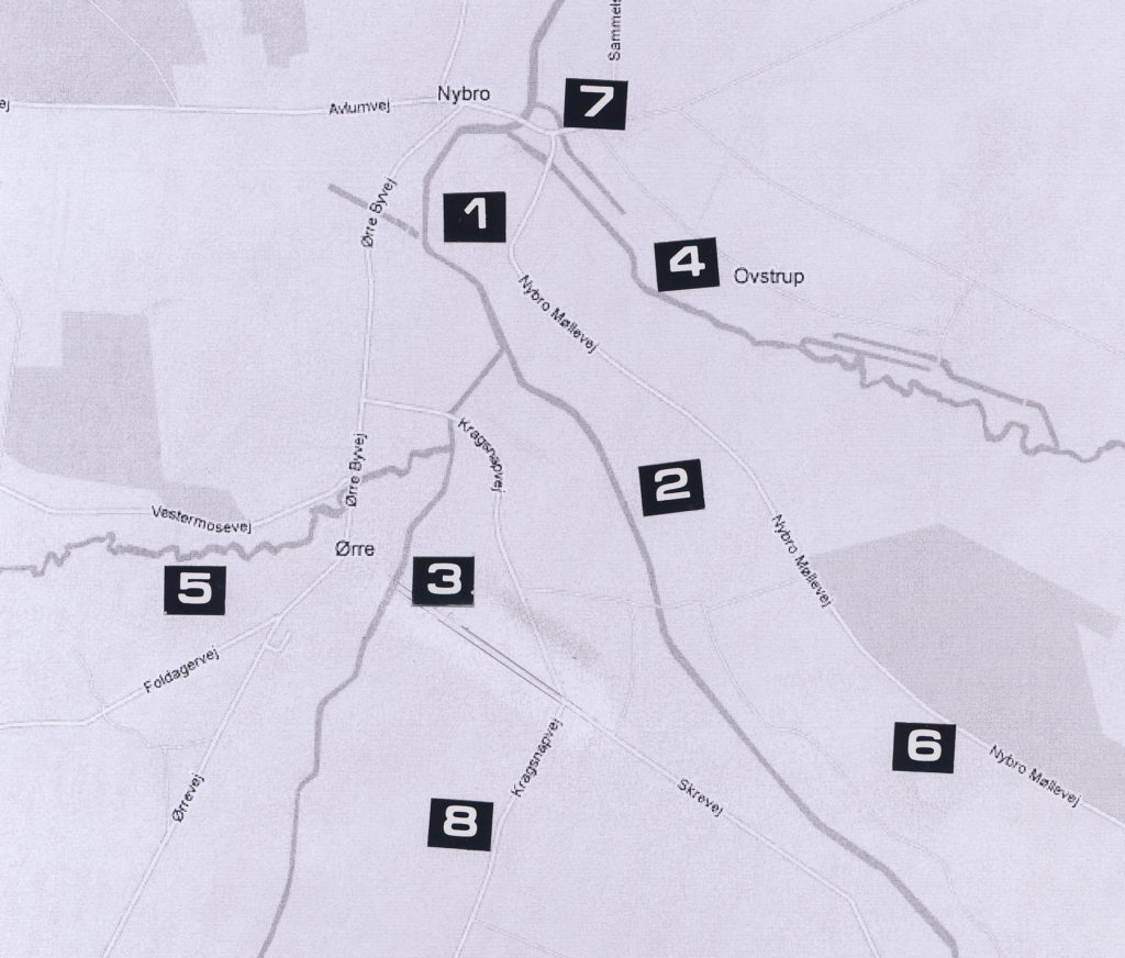 1 Storåen 2 Højris Å 3 Kirkestien 4 Sunds Nørreå 5 Løvenå 6 er det farvede billede af hjulspor 7 er Stenkisten. En stenkiste er en bro bygget op af store sten og med sten som understøtning 